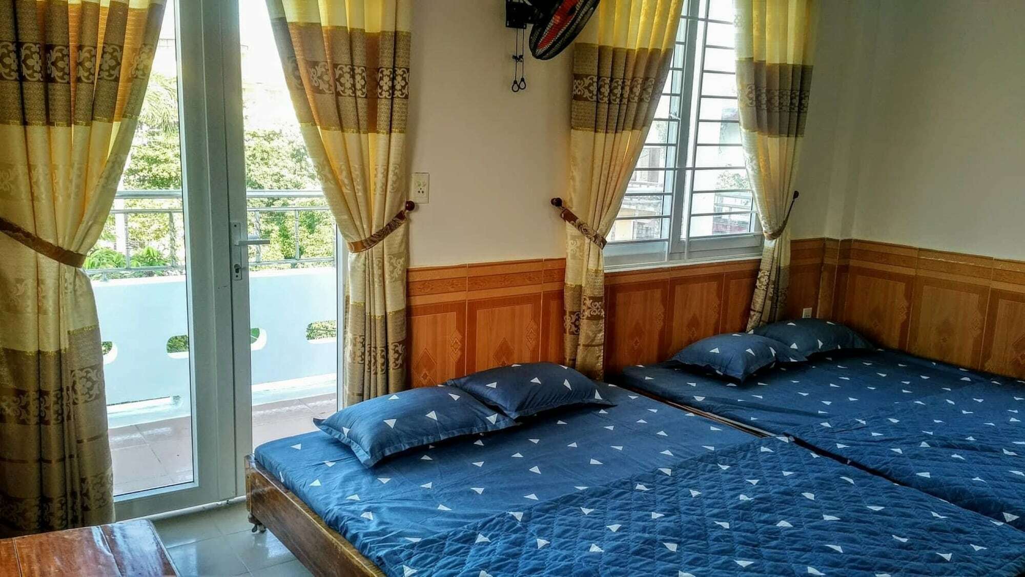 Nha Nghi Kien An Hotel Hue Exterior foto